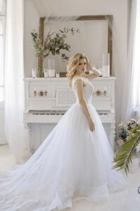 Весільна сукня в Одесі