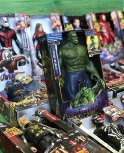 Marvel Superheroes Marvel Superheroes. Hulk Man Spider 30 см