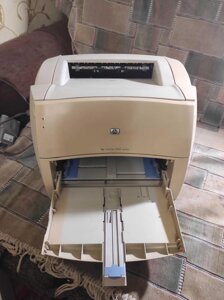 Принтер HP LaserJet 1000 - Q1342A