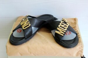 Шльопанці, шльопанці Moschino. Італія. Р-ри 40,41,42,43,44 ferragamo