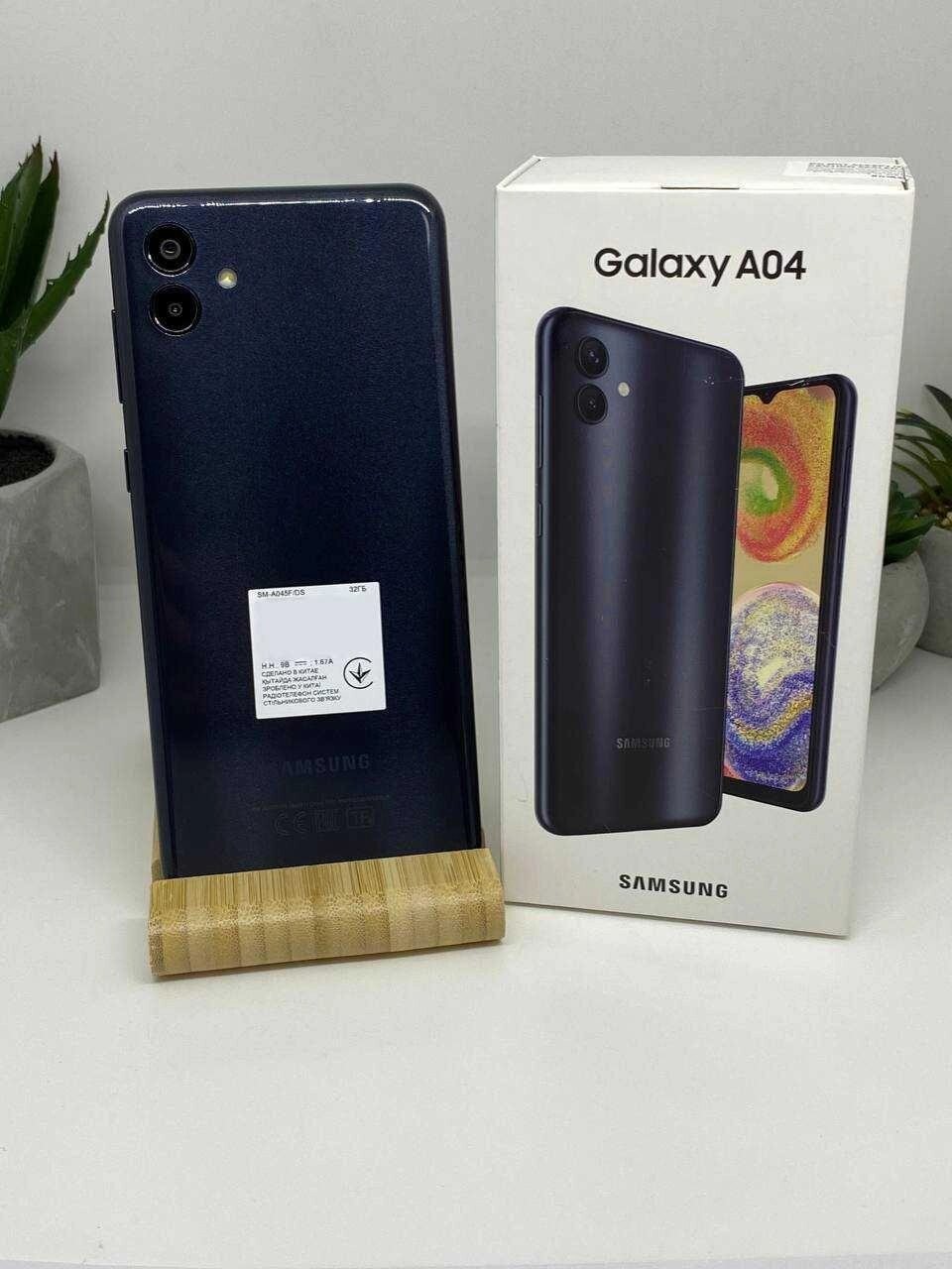 Телефон Samsung Galaxy A04 3/32GB Black (SM-A045F/DS) Купити від компанії K V I T K A - фото 1