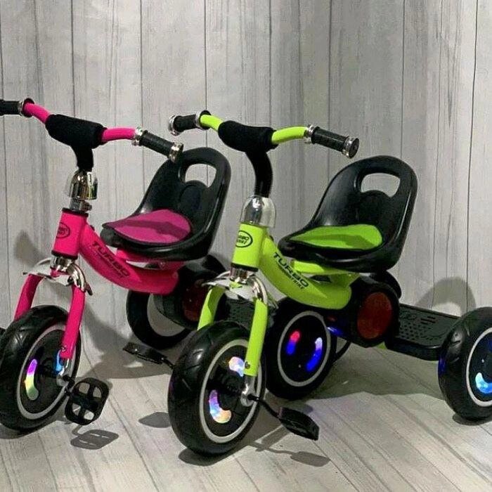 Велосипед дитячий триколісний з підсвічуванням коліс та музикою від компанії K V I T K A - фото 1