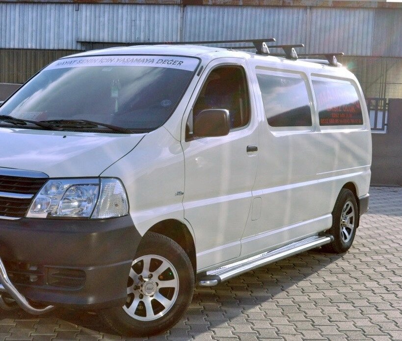 Бічний захист пороги майданчик Toyota Hiace 2007+ кенгурятник захист бампера дуги пороги від компанії AUTOAS - фото 1