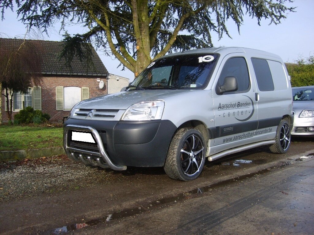 Бічний захист пороги труби Citroen Berlingo 98-08, 08+ захист заднього бампера дуги пороги від компанії AUTOAS - фото 1