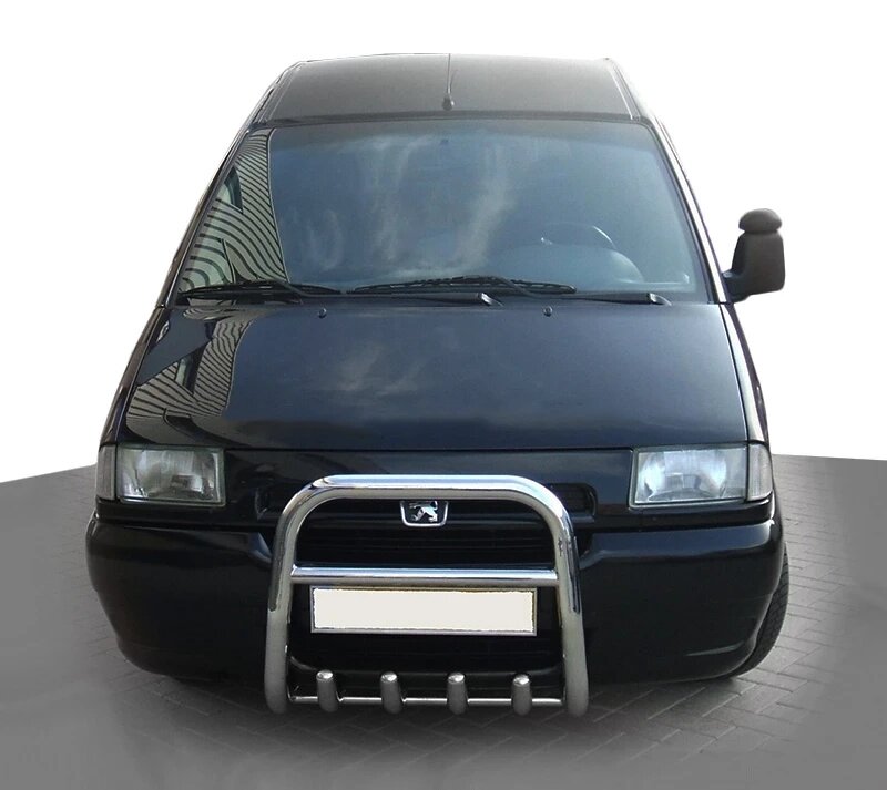 Кенгурятник з перемичкою і грилем QT006 (нерж) для Citroen Jumpy 1996-2007 років. від компанії AUTOAS - фото 1