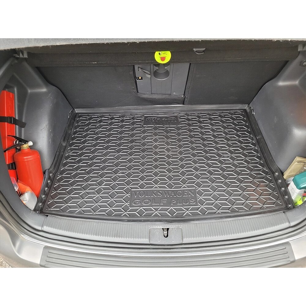 Килимок в багажник м'який поліуретановий Volkswagen Golf PLUS  / Фольксваген Golf PLUS (полноразмер.) від компанії AUTOAS - фото 1