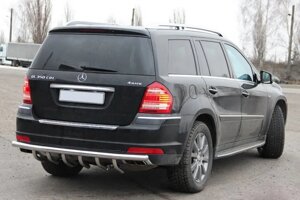 Захист заднього бампера (одинарна нержавіюча труба - одинарний ус) Mercedes - Benz GL 164 (06-12)