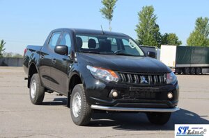 Захист переднього бампера (одинарна нержавіюча труба - одинарний ус) Mitsubishi L-200 triton (15-18)