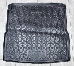 Килимок в багажник м'який поліуретановий Skoda SuperB / Шкода Супер Б 2008-2014 універсал