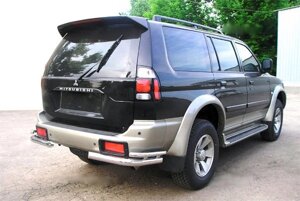 Задні подвійні куточки (2 шт, нерж) для Mitsubishi Pajero Sport 1996-2007.