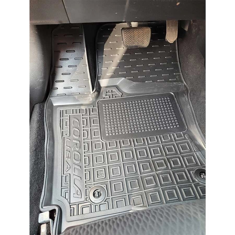 Поліуретанові (автогум) килимки в салон TOYOTA Corolla (2013>) (USA) седан від компанії AUTOAS - фото 1