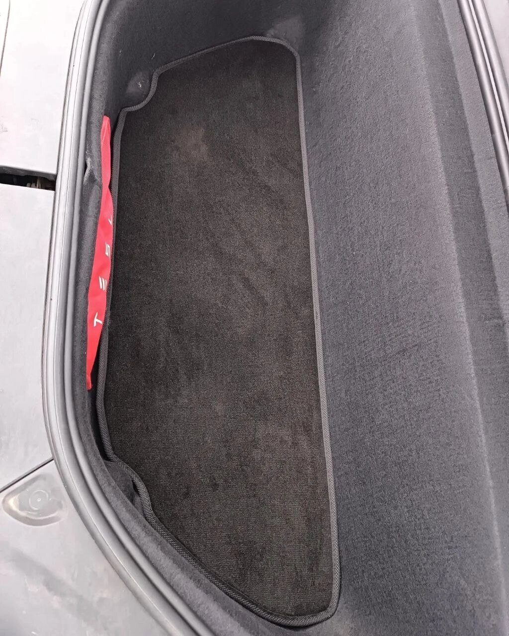 Ворсовий килимок в багажник Tesla Model X 2016- від компанії AUTOAS - фото 1