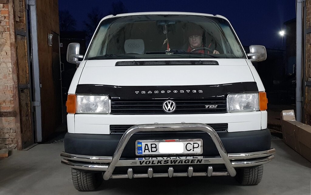 Захист переднього бампера - Кенгурятник Volkswagen T4 (90-03) з написом від компанії AUTOAS - фото 1
