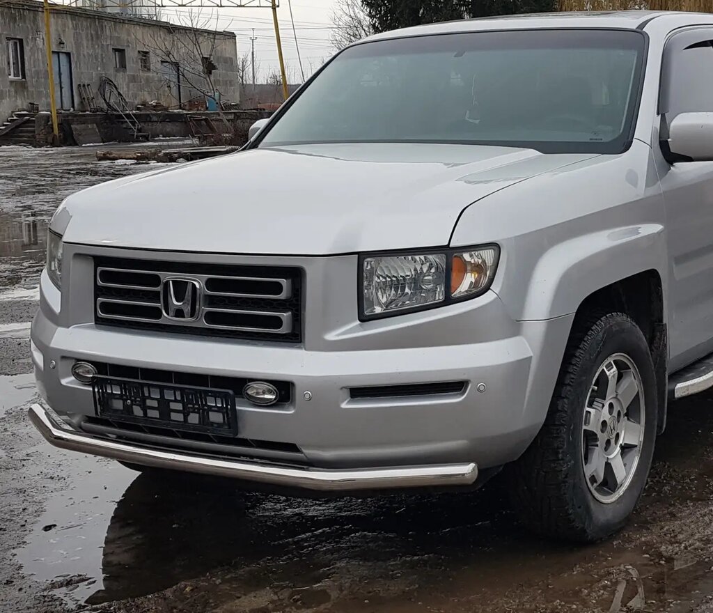 Захист переднього бампера (одинарна нержавіюча труба - одинарний ус) Honda Ridgeline l (2005-2008) від компанії AUTOAS - фото 1