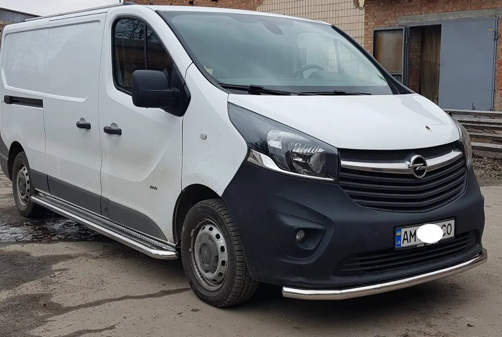 Захист переднього бампера (одинарна нержавіюча труба - одинарний ус) Opel Vivaro (14+) від компанії AUTOAS - фото 1