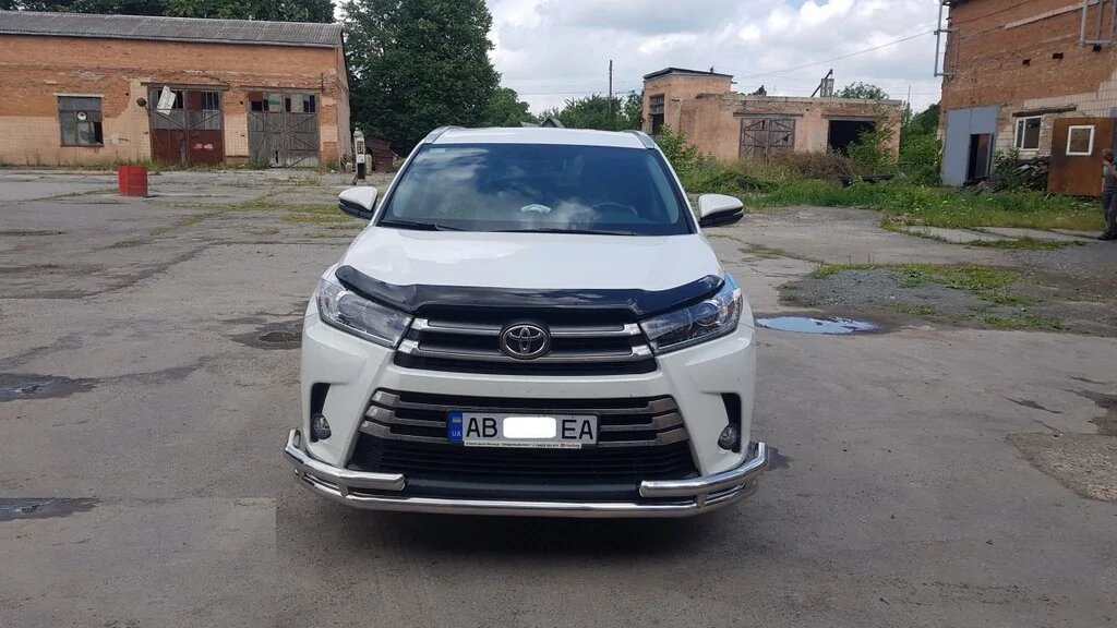 Захист переднього бампера (подвійна нержавіюча труба - подвійний ус), Toyota Highlander (13-19) від компанії AUTOAS - фото 1