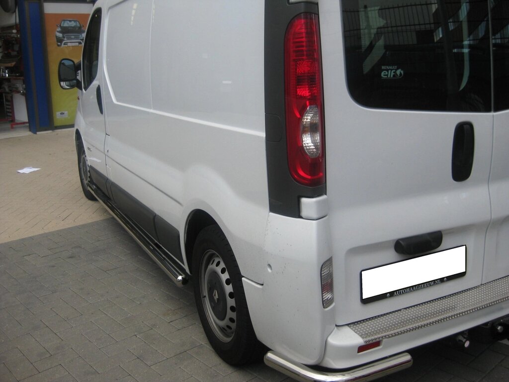 Захист заднього бампера кути Renault Trafic 2001-2014, 2014+ кенгурятник дуги бічний захист пороги від компанії AUTOAS - фото 1