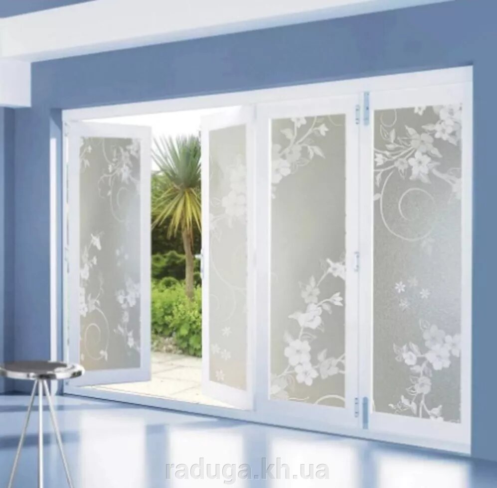 Декоративна самоклеюча плівка для вікон і дверей багаторазова матова (Німеччина) від компанії RADUGA - фото 1