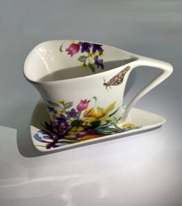 Оригінальна керамічна чашка цікавої форми-Китай