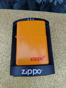 Оригінальна запальничка фірми Зиппо, Zippo. Жовта.