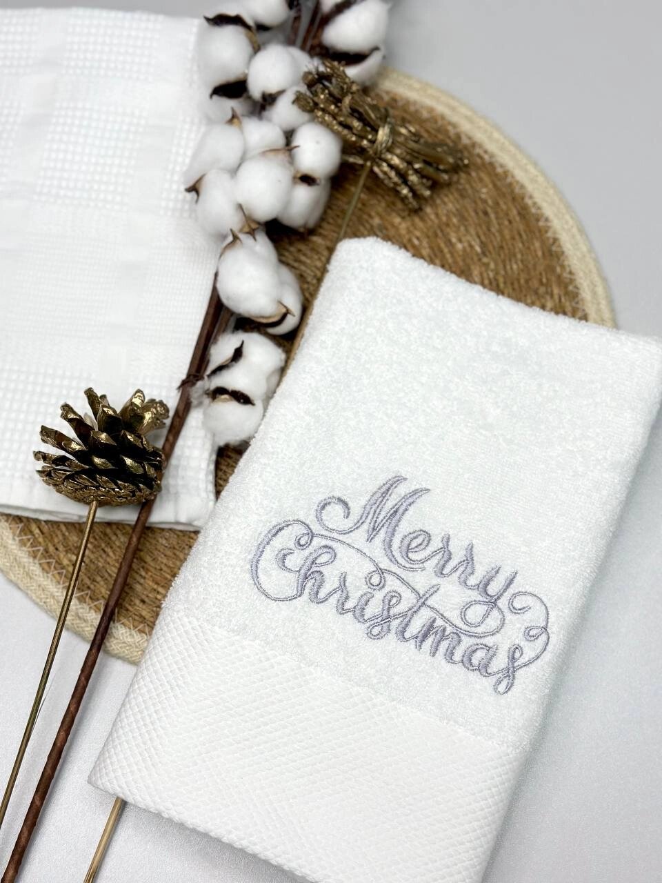 Подарунковий набір рушників з вишивкою Merry Christmas 50х90 см 2 шт від компанії IDEAL TEXTILE: махрові рушники, халати, постільна білизна - фото 1