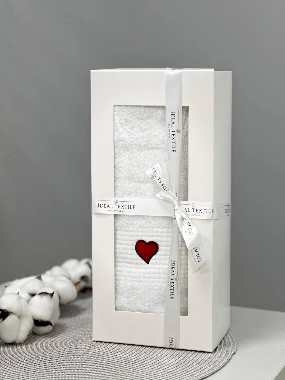 Подарунковий набір рушників з вишивкою "Серце" 50х90 см 2 шт від компанії IDEAL TEXTILE: махрові рушники, халати, постільна білизна - фото 1