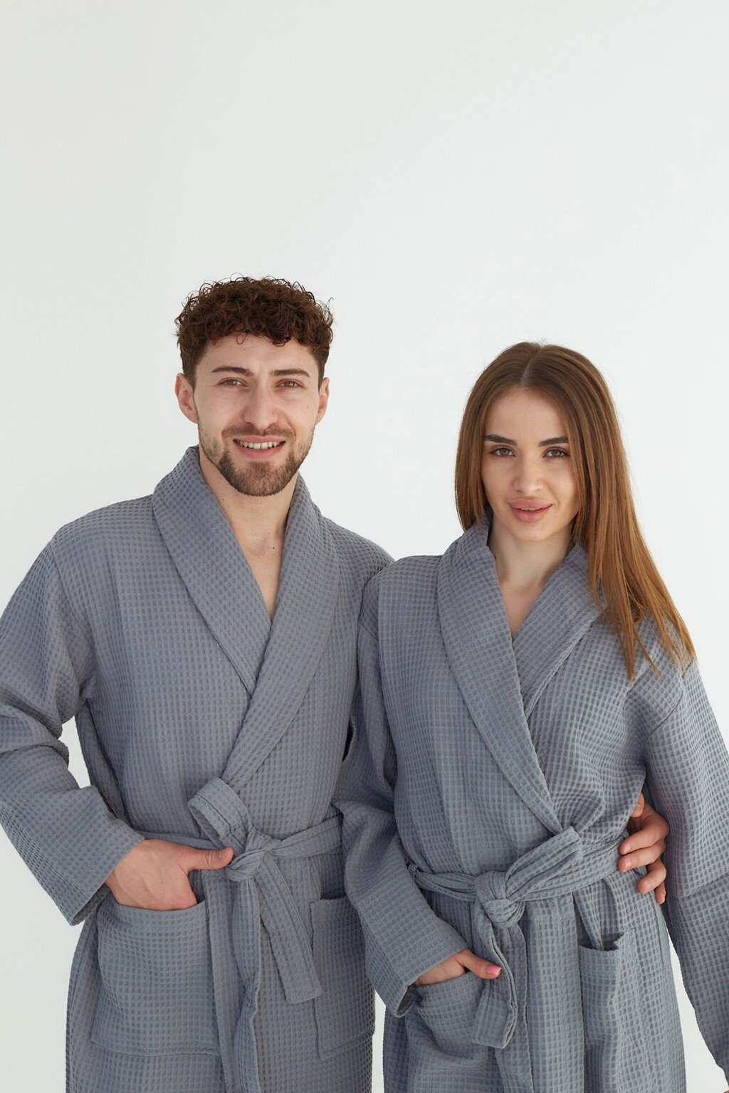 Вафельний чоловічий халат М сірий 100% бавовна 320 г/м2 від компанії IDEAL TEXTILE: махрові рушники, халати, постільна білизна - фото 1