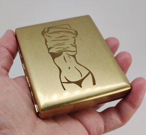 Портсигар з латуні "Дівчина"на 20 шт. сигарет) арт. 04254
