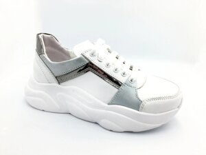 Кросівки для дівчаток JORDAN JR3141/32 Білі 32 розмір