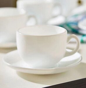 Сервіз чайний з кольорового скла 12 предметів Luminarc Essence White на 6 персон P3380