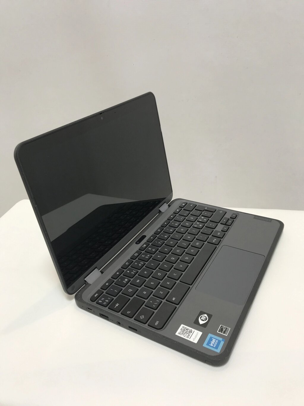 Ноутбук 11,6" Lenovo 500e Chromebook Gen 3 (82JCS06V00) від компанії 4-K - фото 1