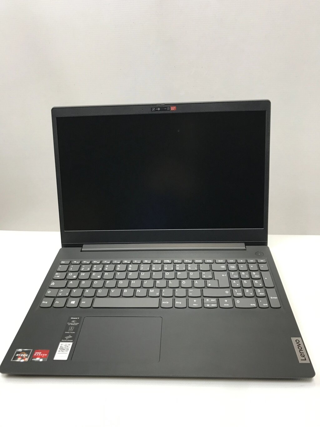Ноутбук 15,6" Lenovo IdeaPad 3 15ADA05 (81W101WLGE) від компанії 4-K - фото 1