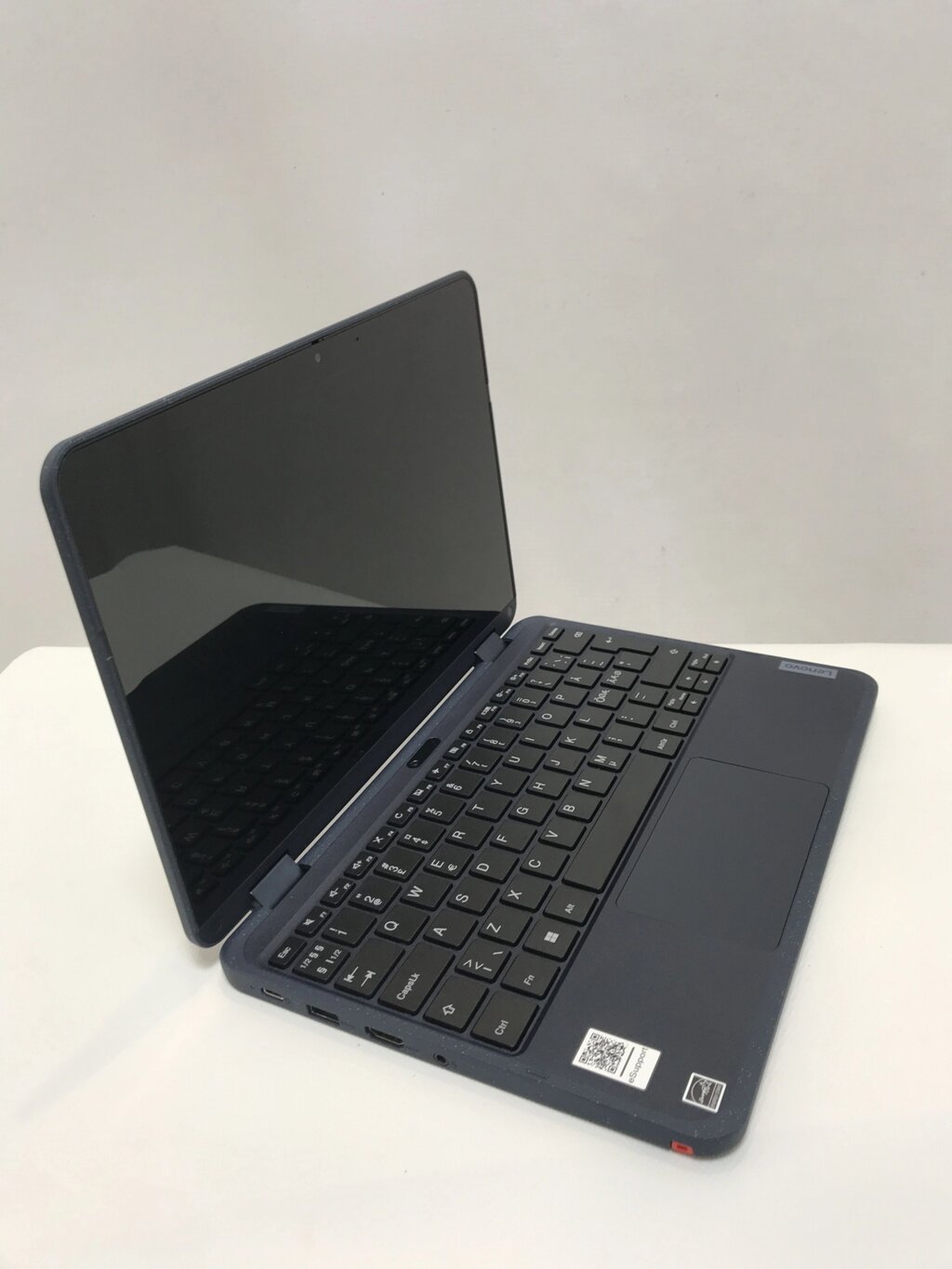 Ноутбук Lenovo Education Notebook 500w G3 (82J4S03Q00) від компанії 4-K - фото 1