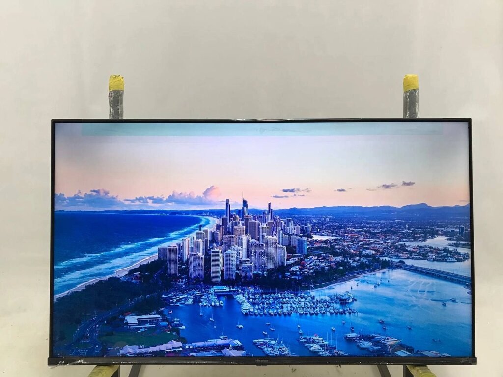 Телевізор 43 дюйми Hisense 43E7HQ ( Bluetooth Smart TV 4K 60 Гц ) від компанії 4-K - фото 1