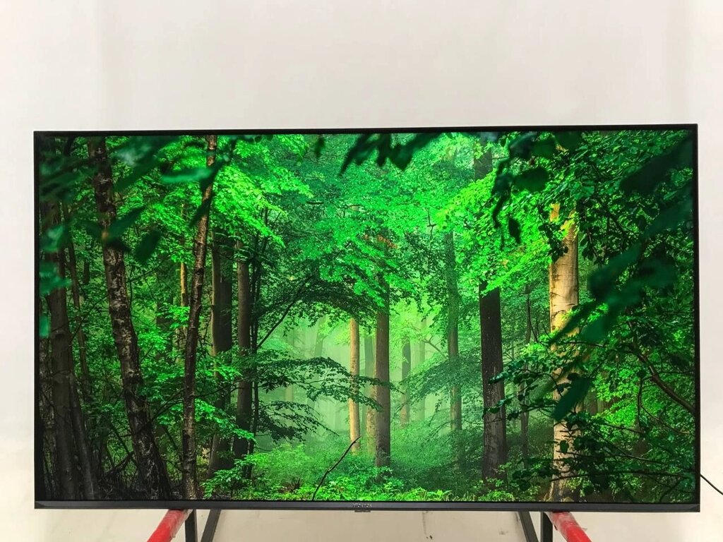 Телевізор 55 дюймів Hisense 55E76GQ QLED (4K Smart TV HDR) від компанії 4-K - фото 1