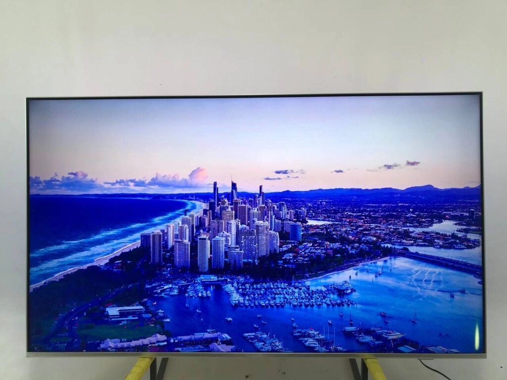 Телевізор 65 дюймів Philips 65PUS8506 (Android 4K Direct LED) від компанії 4-K - фото 1