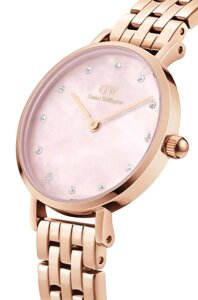 Годинник Daniel Wellington Petite Lumine 28 Link жіночий колір золотий