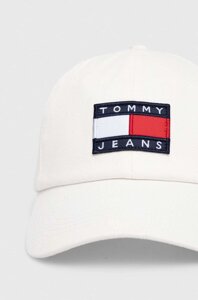 Бавовняна бейсболка Tommy Jeans колір білий з аплікацією