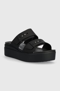 Шльопанці Crocs Brooklyn Low Wedge Sandal жіночі колір чорний на платформі 207431