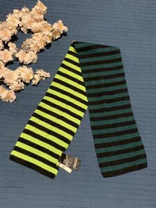 Шарф дитячий H&M One Size кольорова смужка 100% акрил 99*16 см. Н4971 Довжина – 99 см. Ширина – 16 см. Стан Б/в. Стан