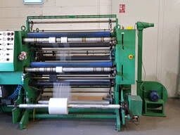 Різання рулонної упаковки