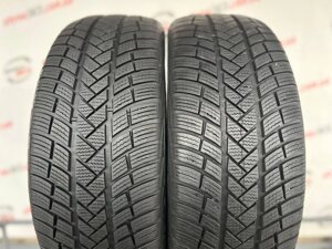 Шини б/у зимова 215/55 R17 vredestein wintrac PRO 7mm