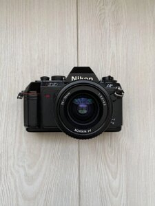 Nikon N2020, Nikon AF 35-70mm f3.3-4.5 плівкова камера