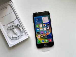 Новий Apple Iphone SE 64Gb (2022) Midnight Neverlock Оригінал!