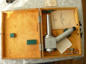 Цо-2 мікроскоп центрошукач оптичний