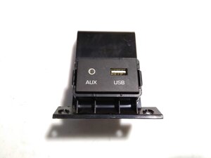 Роз'єм AUX USB 96120F2000 hyundai elantra MD 11-16, elantra AD 16-20, avante MD 10-15 hyundai 96120F2000