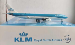 1/400 модель літака Airbus 330 KLM