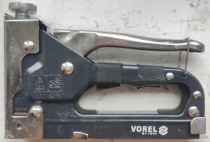 Пістолет для скоб степлер Vorel і скоби