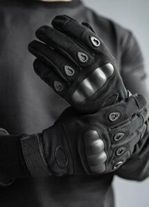 Зимові утеплені рукавиці з кісточками та сенсорними накладками чорні розмір XL