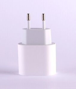 Мережевий зарядний пристрій (Адаптер) PD (USB-C) / 20 W (A2347) білий